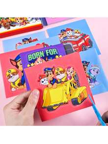 Paw Patrol 卡通汪汪队立大功毛毛、阿奇、甜甜、慧慧、露玛手工剪纸狗狗小队原创益智游戏奖励儿童手工礼品套装（剪刀颜色随机）情人节、圣诞节、圣诞袜填充物、复活节惊喜 - 彩色 - 查看 4