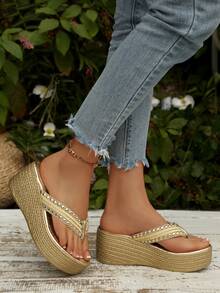 Gold Rivet Wedge Thong Sandals For Women, Comfortable & Versatile Beach/Holiday Platform Slide Sandals - Gold - View 5