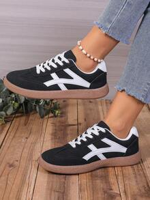 New Casual Sports Shoes, Fashion Versatile Suede-Like Lace-Up Women Sneakers, Student Shoes - Black - View 3