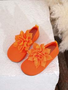 1 Pair Fashionable & Comfortable Orange Floral Decor Knitted Loafers - Coral Orange - View 3