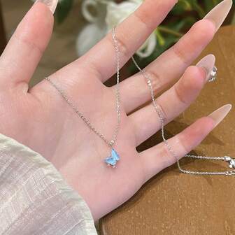 Minimalist Versatile Blue Butterfly Pendant Necklace For Women, Delicate Luxurious Elegant Gentle High-End Niche Design, Suitable For Daily Commute