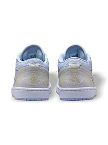 Air Jordan 1 Low WMNS 女款运动鞋 透气轻便 柔软缓震 多功能运动户外日常穿着 蓝紫色/米色 IM5129-010 - 藍紫色/米色 - 查看 5
