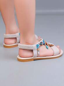 1 Pair Girls Vintage Beaded Flat Sandals, Soft Sole Non-Slip Children Roman Sandals, Suitable For Summer - Beige - View 9