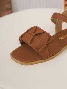 Children's Fashion Sandals. Summer New Style, Fashionable And Multi-Purpose Beach Sandals. Stylish And Versatile. - Brown - View 8