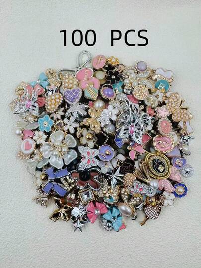 10pcs/20pcs/30pcs/50pcs/100pcs Assorted Resin Cartoon Design Shoe Charms, Fashion Cute Decorative Accessories For Sandals, Slippers, Clogs, DIY Shoes, Birthday Gifts, Party Favors (Random Styles)