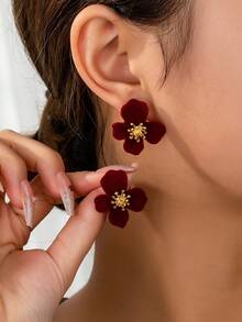 1 Pair Fashion New Velvet Flower Stud Earrings, Retro Minimalist Elegant Earrings For Women, Autumn/Winter Valentines,Mom,Mother,Mother's Day,Gift - Burgundy - View 6