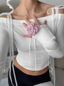 Blusa feminina Vuslat, modelo Y2K, sexy, com cintura marcada, um ombro só, alças finas e mangas compridas. Ideal para a primavera, Dia dos Namorados, passeios, looks casuais, moda Y2K, blusa branca e estilo streetwear. - Branco - Ver 2