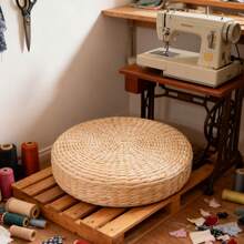 Thick Round Handwoven Tatami Mat, Meditation Cushion For Zen Yoga And Posture Support, Straw Floor Pillow For Relaxation In Living Room And Balcony, Yoga Accessory - Straw Futon Cushion - View 1