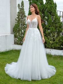 YOUKEFEIER 优雅的V领吊带婚纱，精致的蕾丝紧身胸衣，飘逸的裙摆，尽显新娘的优雅魅力。 - 米色 - 查看 4