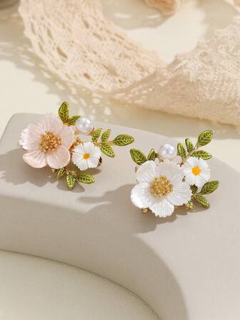 女士水钻蝴蝶时尚胸针，适合作为礼物