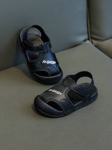 2026 儿童凉鞋，男女通用露趾款，魔术贴搭扣，柔软防滑鞋底，透气舒适夏季沙滩休闲鞋 - 黑色 - 查看 3