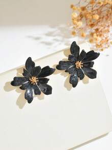 1 Pair Bohemian Style Versatile Double-Layer Asymmetric 5-Petal Flower Drop Earrings, Fashionable Minimalist 3D Floral Earrings Suitable For Women's Daily, Vacation, Party Wear (Handmade, May Have Slight Glue Residue, Handwoven Randomly) - Black - View 4