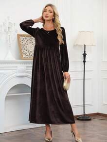 Women's Elegant Velvet Long Dress - Casual Solid Color Long Sleeve Round Neck