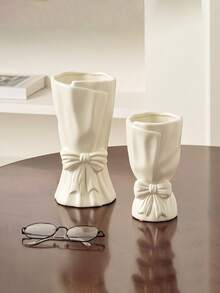 1pc Minimalist Plastic Vase With Bow Decor (White/Black), Ceramic-Look Decorative Vase For Home, Room, Living Room, Entryway, Hotel Decor. Vase In Bow Bouquet Shape, Suitable For Fresh Flowers, Dried Flowers. Nordic, Minimalist Resin Vase Gift For Birthday, Graduation, Back To School, School Supplies - Multicolor - View 10