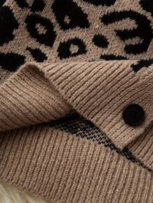 2025 Autumn New Loose Fashion Mid-Length Knitted Cardigan, V-Neck Leopard Print Patchwork Sweater - Multicolor - View 4