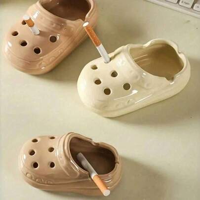 Shoe-Shaped Ashtray, Ceramic Shoe-Shaped Ashtray, Ceramic Shoe-Shaped Ashtray, Profound Shoe-Shaped Ceramic Fashion Ashtray, Unique Gift For Smokers, Home Decor Ashtray, Suitable For Home, Office, Hotel Desktop Decoration, Office Desk Accessory, Christmas Decoration, Wedding Decoration, Home Decor, Room Decor, Christmas Decoration.