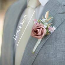 زهور اصطناعية بوتونييرة مع دبابيس للرجال ، بوتونييرة للعريس والوصيف والضيوف ، زهور اصطناعية لديكور الزفاف / الحفلات الرسمية / الحفلات المدرسية ، إلخ. بوتونييرة وردية للرجال في حفلات الزفاف للعريس والوصيف وحفلات الزفاف والذكرى السنوية والعشاء الرسمي والحفلات والحفلات المدرسية ، ديكور الزفاف المنزلي البوهيمي ، اكسسوارات عيد الحب - بوتونيير وردي غباري - مشاهدة 16