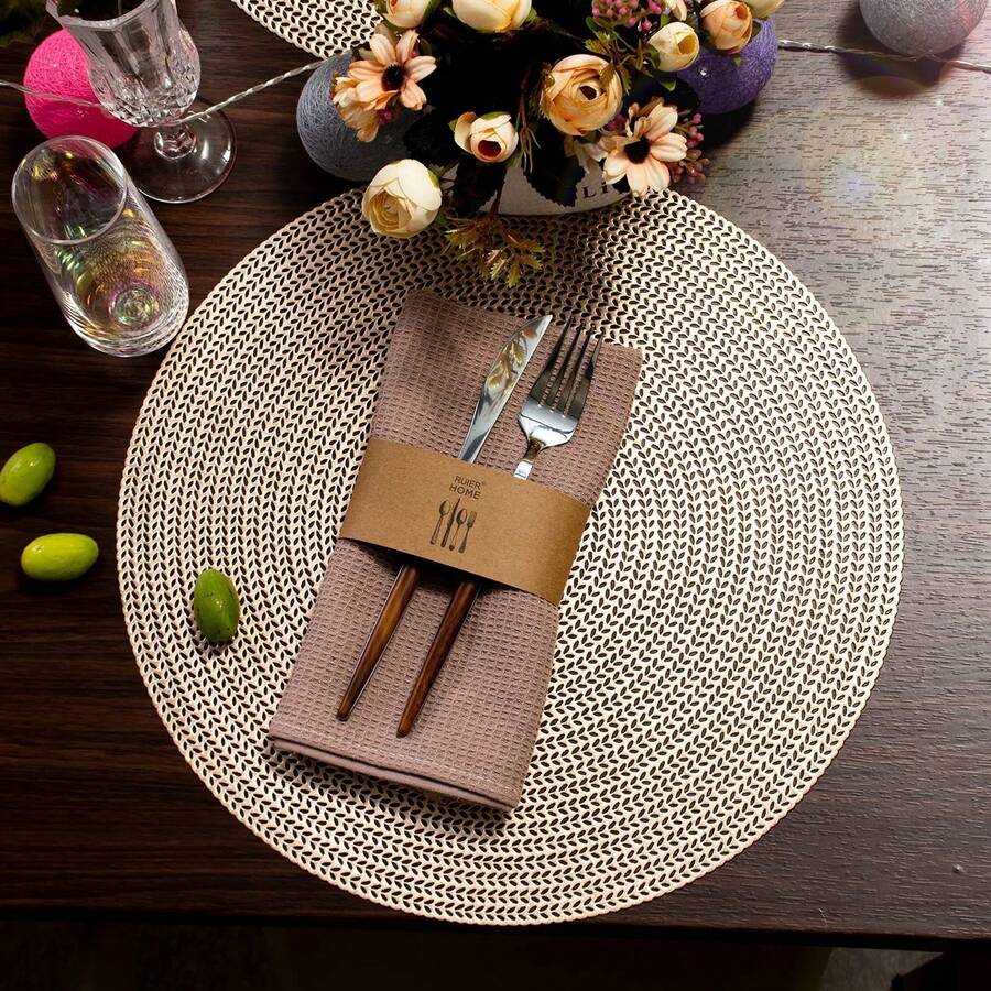 6 Piezas/8 Piezas Manteles de mesa de comedor de PVC antideslizantes e impermeables, con aislamiento. Disponibles en colores dorado, plateado, rosa y rojo. Manteles de estilo occidental para hoteles/restaurantes, redondos y lavables a máquina. Protegen las superficies y son adecuados para usar en bodas, fiestas de Navidad, reuniones y para decorar comedores en cocinas del hogar.