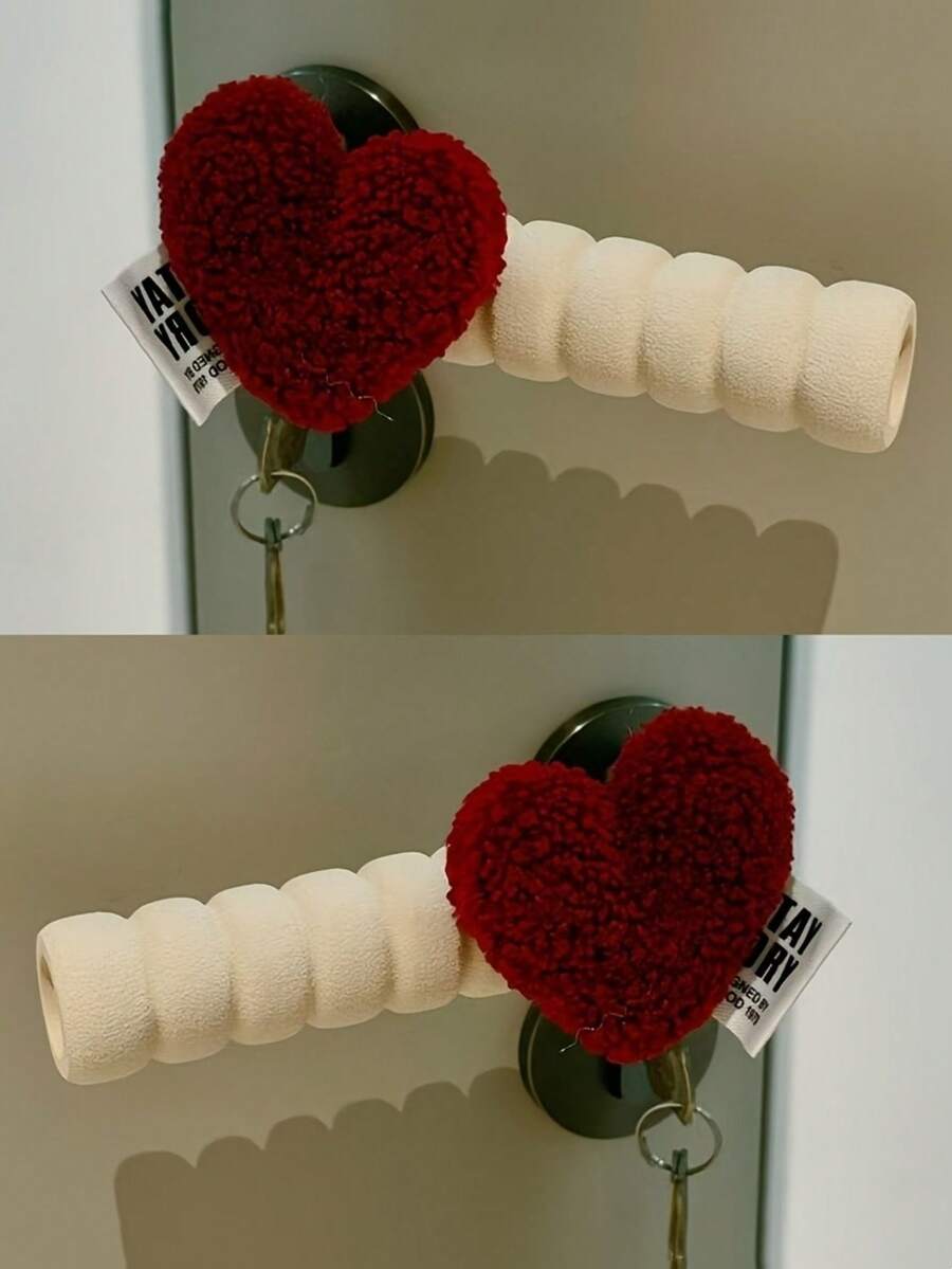 1/2 pièces Butoirs de porte en forme de cœur rose - Protecteurs muraux antichoc en peluche douce, butoirs de porte décoratifs en plastique ovale durable pour la maison et le bureau, protection murale anti-rayures, butoirs de porte pour la à la maison et au bureau. Ils présentent une texture en peluche douce qui offre une protection contre les chocs et protège les verrous muraux. Le corps principal est en plastique durable avec un design ovale, servant de butoirs décoratifs pour les environnements domestiques