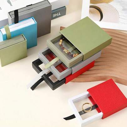 10/1个PE膜防氧化透明首饰展示盒，抽拉式悬浮盒，防尘防水收纳盒，防氧化首饰盒，防尘首饰悬浮收纳盒，防氧化小巧精致珠子展示盒，多功能便携式首饰收纳盒，3D立体相册悬浮相框，收纳盒，防氧化仿珍珠首饰盒，PE膜3D立体悬浮展示盒，3D立体悬浮展示盒，透明PE首饰收纳盒相框支架，家居装饰办公桌收纳盒，方形透明塑料悬浮盒