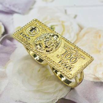 1枚时尚嘻哈美元钞票双指戒指，镂空连指设计，适合男士日常佩戴和派对，是万圣节、圣诞节、复活节、送给男友的绝佳礼物。