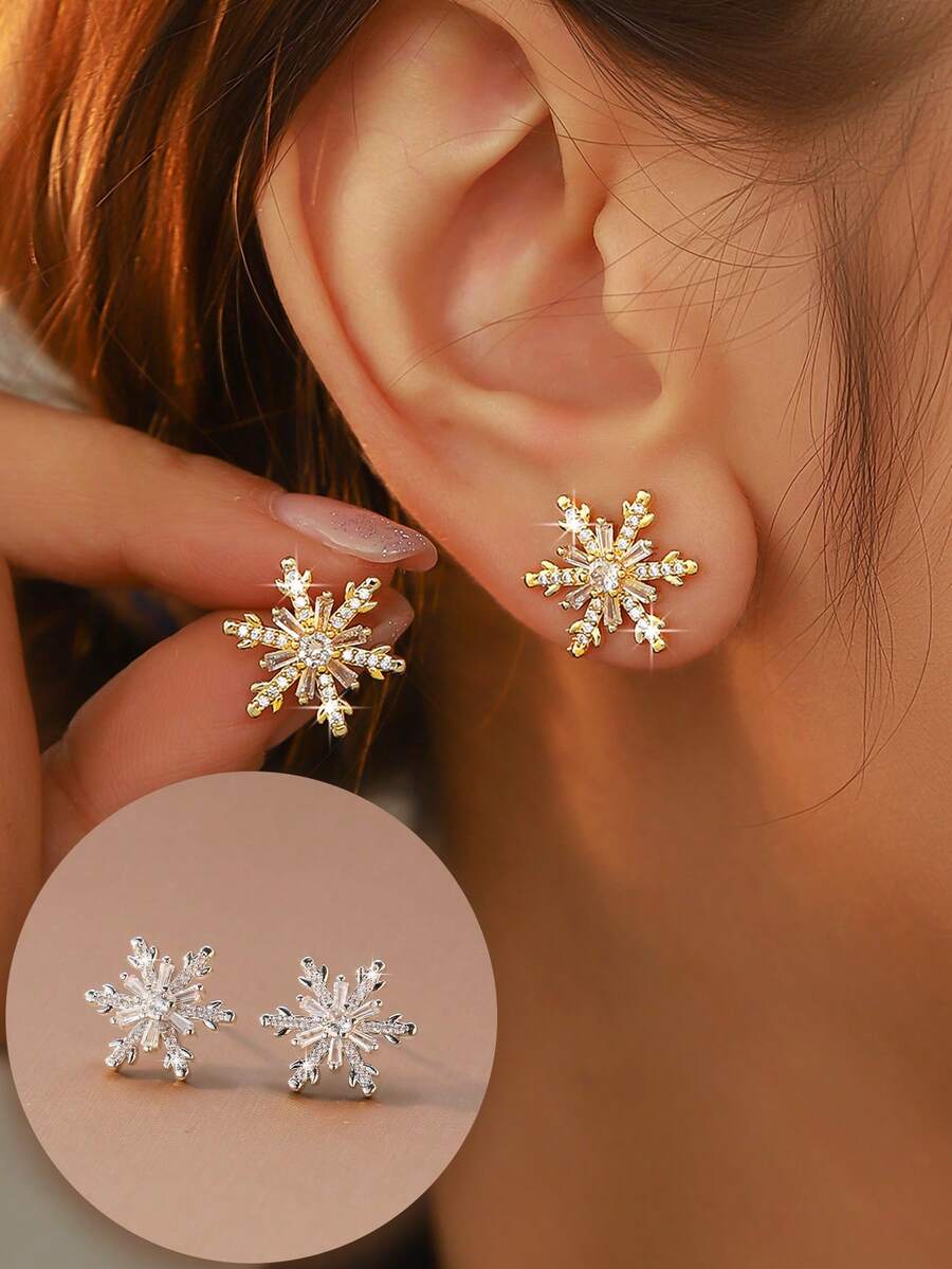 1 Pair Snowflake Rhinestone Earrings, Dual-Tone Gold & Silver Options, Minimalist Luxury, 3D Sparkling Studs, Suitable For Christmas Party, Daily Wear, Winter Earrings - Snowflake - View 1