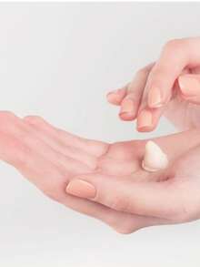 6 Cremas para manos Sadoer, Deliciosas Fragancias, Nutren Y Suavizan, Ideales Para traer en el Bolso. cont. neto. 20 g / cada una - Blanco - Ver 2