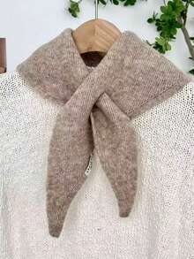 Écharpe triangulaire douce comme de la laine de mouton pour femmes avec col en fausse fourrure - Étole d'hiver chaude en gris clair/foncé, blanc, rouge, noir | Accessoire élégant et polyvalent non extensible pour tenues décontractées et habillées | Lavage à la main, entretien facile, mini écharpe pour femmes, grande écharpe pour femmes de haute qualité, écharpe pour femmes, écharpe, écharpe en fourrure, vêtement pour temps froid, étole , tissu léger, accessoire décoratif pour le cou, tenue de bureau pour robe - Multicolore - Voir 13