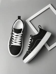 Men's Fashionable Casual Low-Top Shoes, Comfortable Thick-Soled Lace-Up Shoes, Outdoor Hiking Shoes, Classic Solid Color Sneakers For Men With A Campus Style And Versatile Look. - Black - View 2