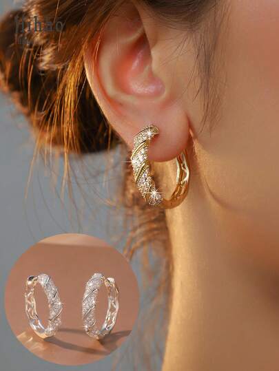 Hihho 一对迷人的方晶锆石装饰金环耳环，适合女性在婚礼和派对上佩戴