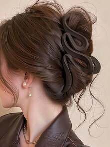 4pcs Women's 4.25in Square, Wave, Lightning Shaped Brown Plastic Hair Clips, Fashion Versatile, Elegant, Minimalist, Solid Color Hair Claws, Suitable For Daily, Casual, Party, Commute, Beach, Hairstyling, Makeup, Outfit Accessory Hair Accessories Fashion Hair Claw Clips Autumn Accessories Fall Hair Clutch Winter Accessories For Vacation Outfits Woman - Multicolor - View 4