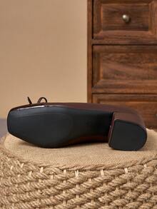 Brown Patent Two-Tone Square Toe Bow Block Heel Pumps – 5cm - Brown - View 7