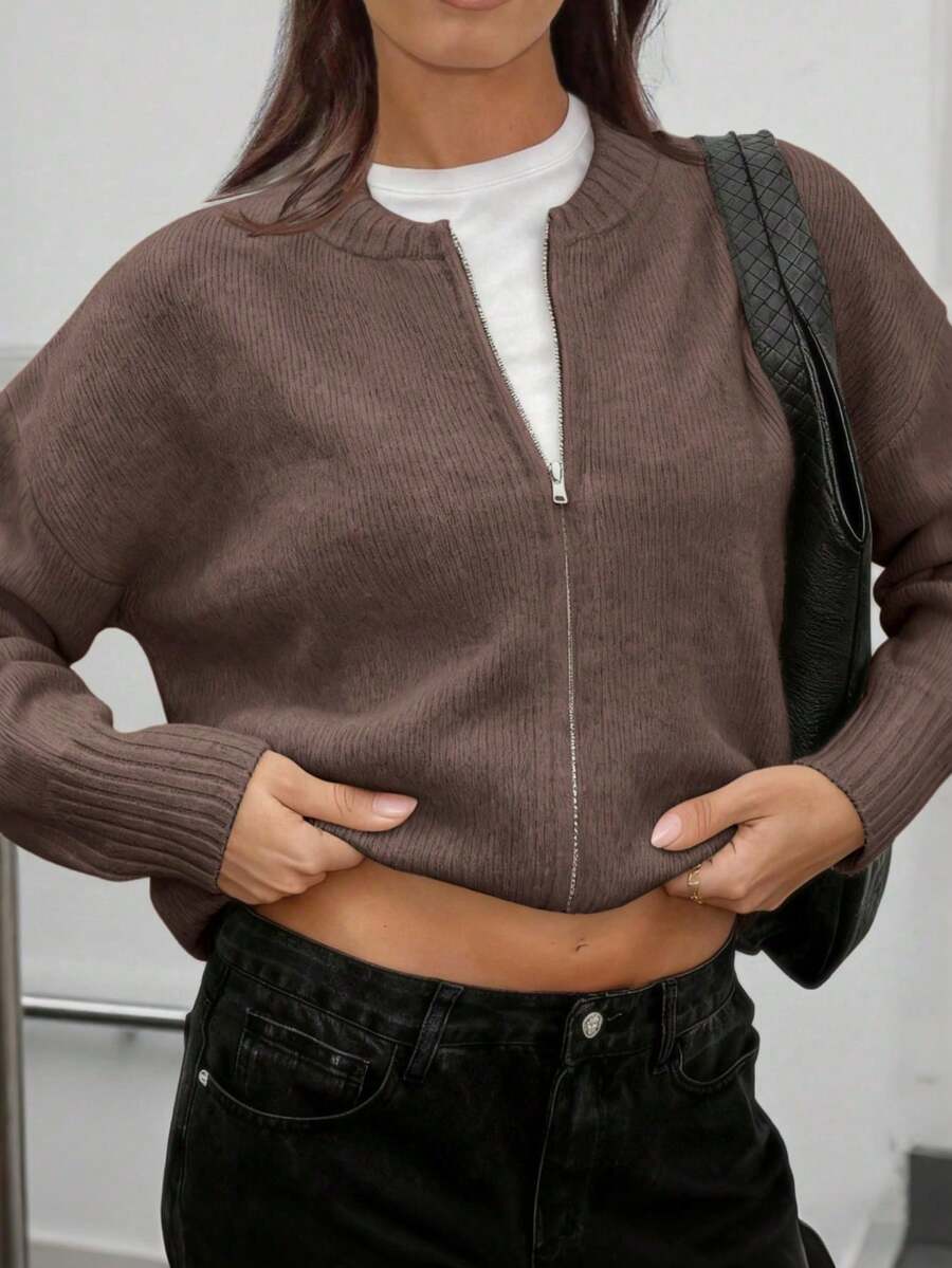 Áo khoác cardigan dệt kim cổ tròn, khóa kéo, màu trơn mới cho nữ, mùa xuân và thu, chất liệu mềm mại, thanh lịch, kiểu dáng rộng rãi, thoải mái, phù hợp cho các buổi đi chơi và đi làm, trang phục nữ mùa xuân năm mới. - Con lạc đà - Xem 1