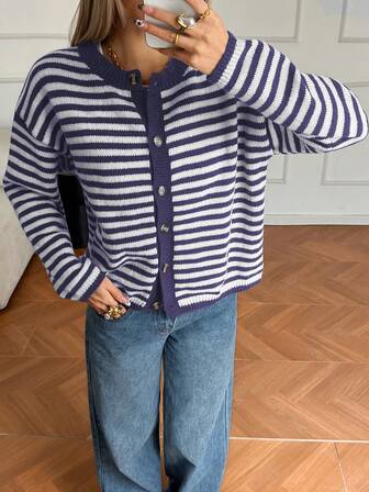 Women's Simple Commuter Round Neck Color Block Striped Button Knit Cardigan Sweater, Christmas & New Year