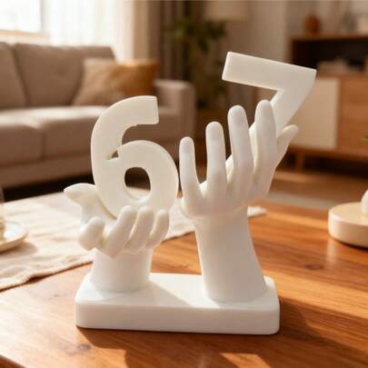 3D Printed Hand-Shaped Decor Figurine Holding Number 67, Creative Home Decoration, Suitable For Garden, Office Desk, Perfect Gift
