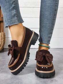 Giày lười đế tròn đế xuồng bằng da bóng đính nơ cho nữ, phong cách ngọt ngào và sang trọng, phù hợp cho mùa xuân và mùa thu - Cà phê nâu - Xem 4