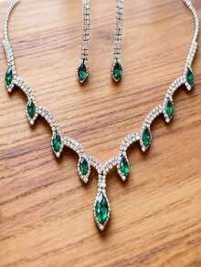طقم مجوهرات للنساء مكون من قلادة وأقراط من الأحجار الكريمة الخضراء والماس اللامع، مناسب لحضور حفلات الخطوبة والزفاف وأعياد الهالوين والكريسماس
