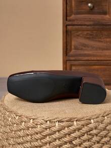 Brown Patent Two-Tone Square Toe Block Heel Pumps – 5cm - Brown - View 7