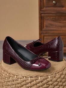 Burgundy Patent Two-Tone Stone-Texture Square Toe Bow Block Heel Pumps – 5cm - Burgundy - View 1