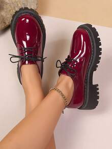 女士系带牛津鞋，一脚蹬中跟休闲鞋，时尚百搭酒红色鞋，学院风通勤皮鞋，韩版圆头低帮运动鞋 - 酒紅色 - 查看 3