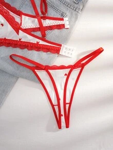 1 套蕾丝拼布心形与蝴蝶结性感内衣胸罩和丁字裤套装，适合农历新年