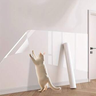 1卷静电防刮保护膜 - 采用耐用塑料材质，外观隐蔽实用，透明膜面结合静电设计，具有防涂鸦、防刮擦、易粘贴等功能。这款家具保护膜专为有宠物家庭、家具保养和租赁保护等场景而设计。