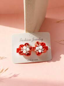 2 szt. noworocznych czerwonych spinek do włosów z pomponami, spinki do włosów z perłowymi kwiatami dla dziewcząt, urocza pluszowa spinka w kształcie kaczuszki, zestaw upominkowy z akcesoriami do włosów, świąteczna dekoracja włosów - Wielokolorowe - Zobacz 12