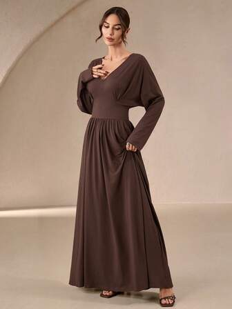 Women's Elegant Solid Color Pullover A-Line Maxi Dress: Minimalist Design, Comfortable & Flattering - For Commute, Dates, Weddings