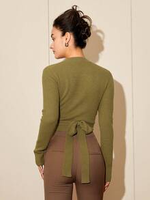 Women's Crew Neck Long Sleeve Ruched Fitted Elegant Charming Sweater - Olive Green - View 2