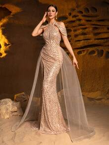 Vestido de Festa Elegante Feminino com Gola Pequena Levantada, Fenda Alta na Coxa, Bainha Fluida em Formato de Cauda de Peixe e Detalhes Intrincados de Trama de Malha. Perfeito para Eventos Sofisticados, incluindo Galas de Gala, Banquetes Formais, Recepções de Casamento, Bailes de Caridade e Cerimônias de Premiação Corporativas. - Champanhe - Visão 9