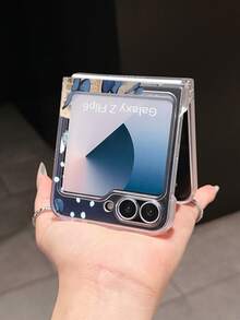 1 szt. Modne i proste matowe etui na telefon z tworzywa PC na cały ekran, z uroczym motylem w kształcie gazety, chroniące i zapobiegające upadkom: Galaxy Zflip 3/Zflip 4/Zflip 5/Zflip 6/Zflip 7/OPPO Find N3 Flip/Radr 50 Ultra/Radr 60 Ultra/Radr 60/Radr 50/ MIX Flip/Galaxy Z Flip7 FE - Przezroczysty - Zobacz 4