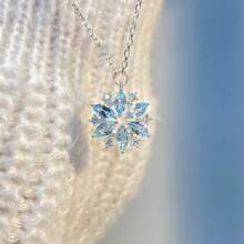 New Sparkling Diamond Sky Blue Glass Snowflake Necklace For Women, Light Luxury, Niche Design, Full Diamond Necklace, Christmas And Birthday Gift - 1 - 查看 7