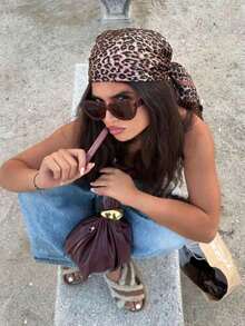 1pc Women's 90*90 Fashionable Leopard Print Bandana Scarf, New Summer Style Headscarf, Can Be Used As Waistband, Decoration, Ribbon, Headband Or Neckerchief, Suitable For Daily Wear For Dress - 豹紋 - 查看 1