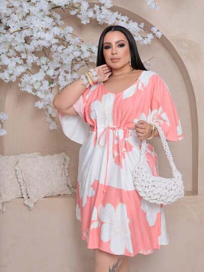 Vestido Plus Size Evangélico Midi Soltinho com Estampa Natal e Ano Novo Primavera e Verão